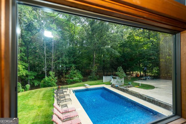 4004 White Oak Lane, Lagrange, GA 30240