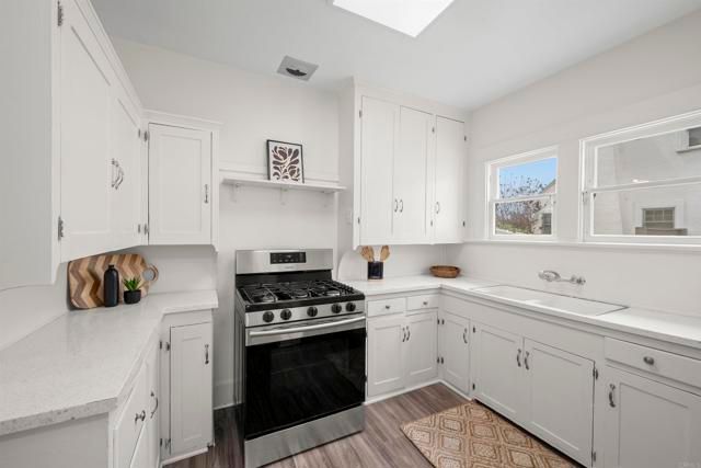 1011 Flora Avenue, Coronado, CA 92118