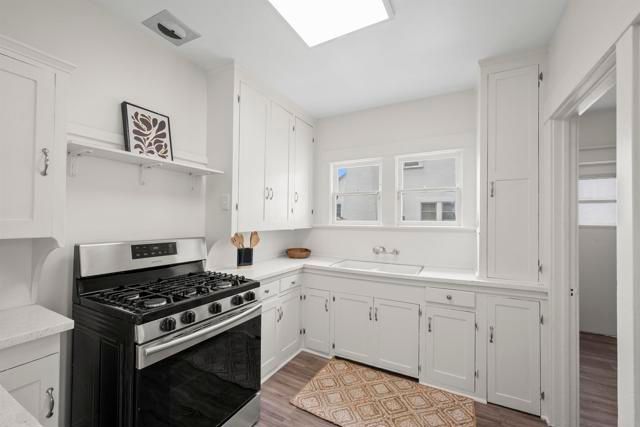 1011 Flora Avenue, Coronado, CA 92118