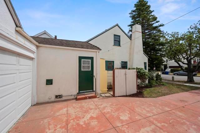 1011 Flora Avenue, Coronado, CA 92118