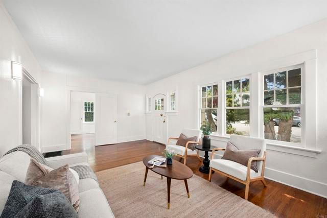 1011 Flora Avenue, Coronado, CA 92118