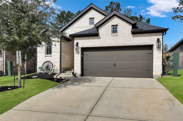 122 Hidden Peak Drive, Montgomery, TX 77316