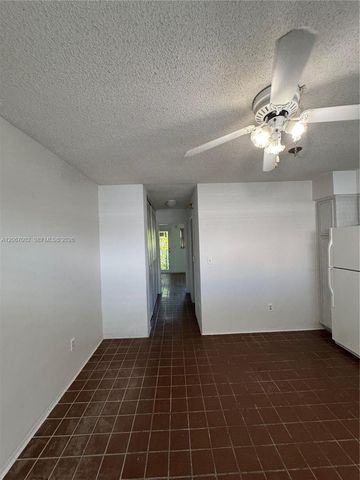 524 Washington Avenue 311, Miami Beach, FL 33139