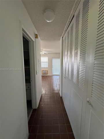 524 Washington Avenue 311, Miami Beach, FL 33139