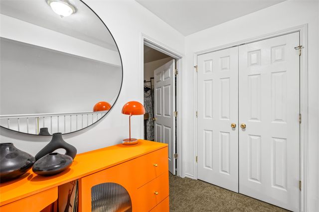 301 Buckeye TRL, La Grange, TX 78945