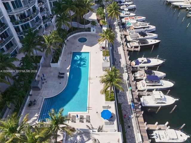 3029 NE 188th Street 1021, Aventura, FL 33180