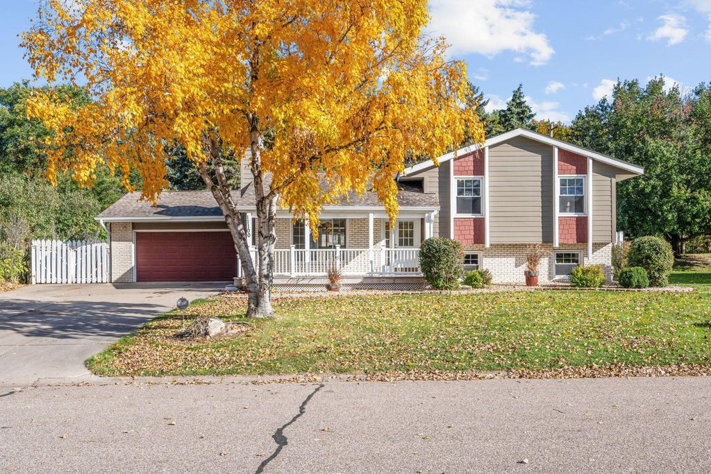 11100 52nd Avenue N, Plymouth, MN 55442