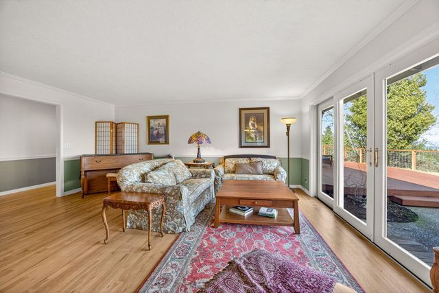 1000 Hill Street, Jacksonville, OR 97530