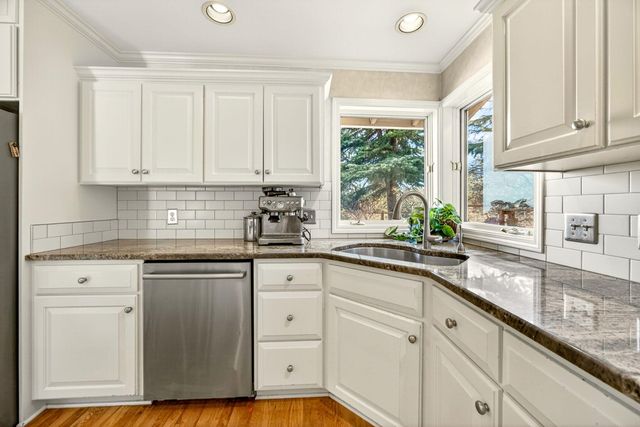 1000 Hill Street, Jacksonville, OR 97530