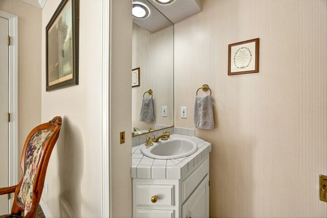 1000 Hill Street, Jacksonville, OR 97530