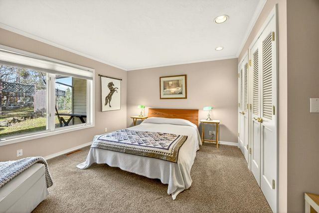 1000 Hill Street, Jacksonville, OR 97530