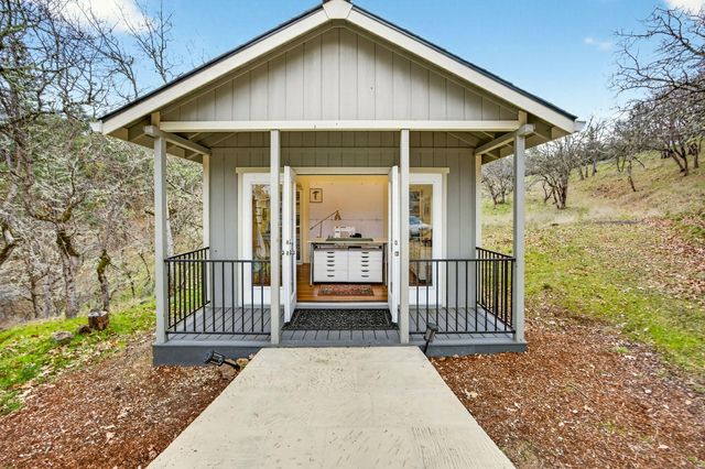 1000 Hill Street, Jacksonville, OR 97530