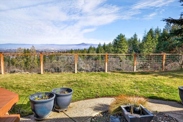 1000 Hill Street, Jacksonville, OR 97530