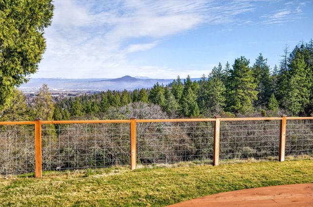 1000 Hill Street, Jacksonville, OR 97530