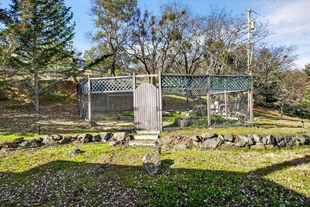 1000 Hill Street, Jacksonville, OR 97530