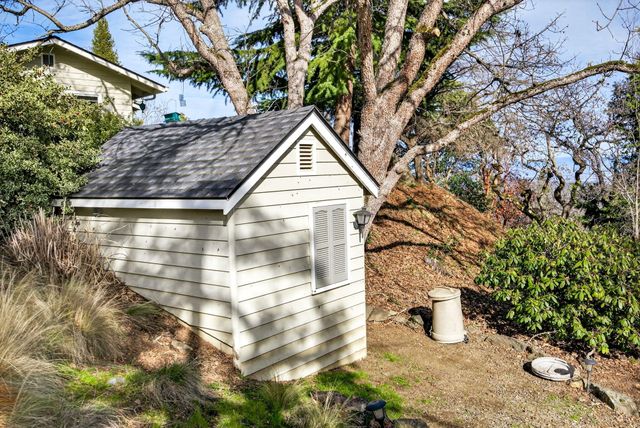 1000 Hill Street, Jacksonville, OR 97530