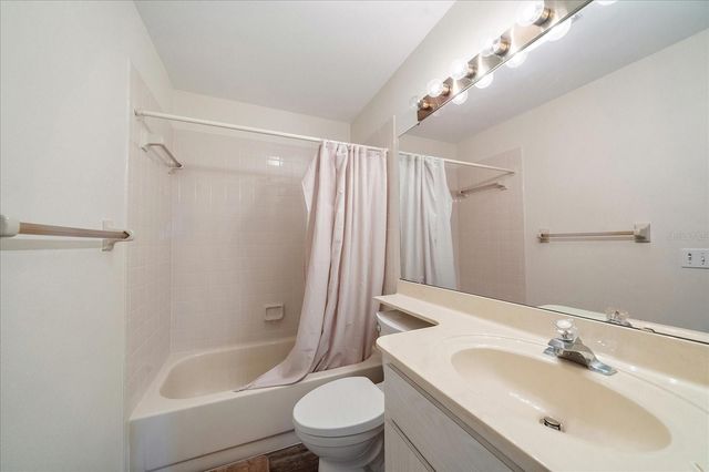 3527 52ND AVENUE W, Bradenton, FL 34210