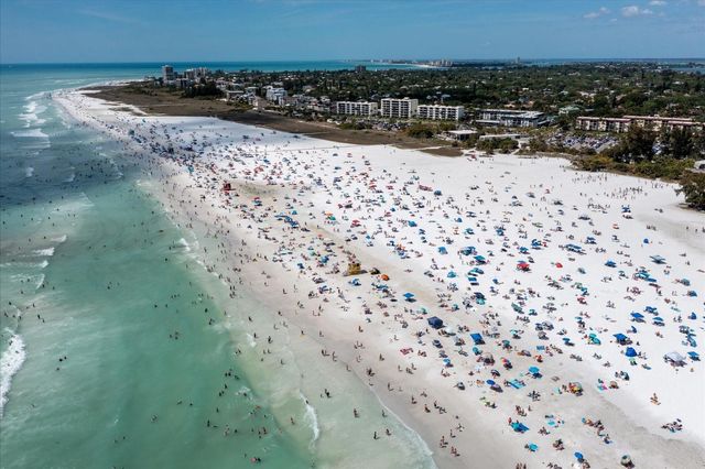 3527 52ND AVENUE W, Bradenton, FL 34210