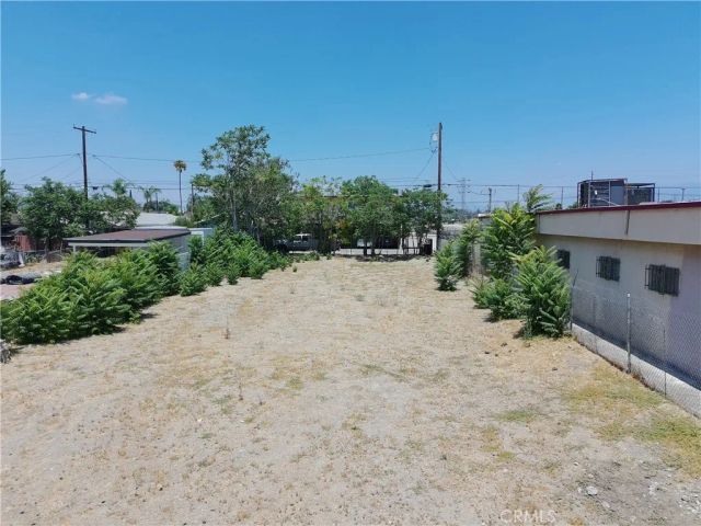 1371 N La Cadena, Colton, CA 92324