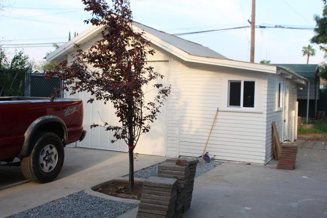 307 N Orange Avenue, Exeter, CA 93221