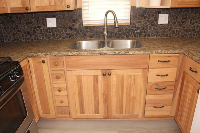 307 N Orange Avenue, Exeter, CA 93221