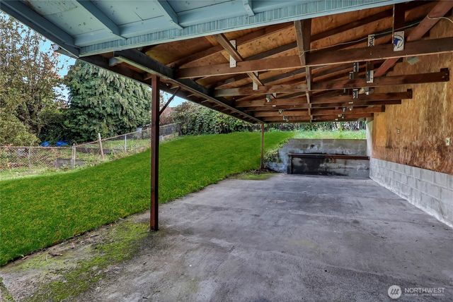 12034 68th Avenue S, Seattle, WA 98178