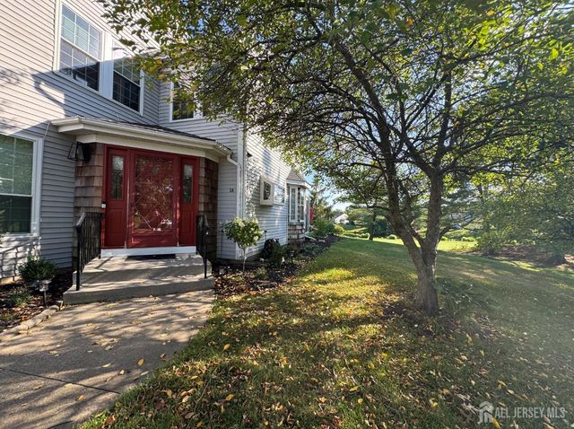 2 Truro Drive A, Monroe, NJ 08831