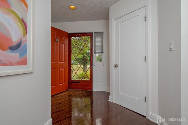 2 Truro Drive A, Monroe, NJ 08831