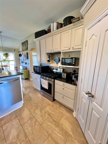 19430 Sara Lane, Flint, TX 75762