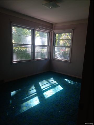 967 Washington Road, Grosse Pointe, MI 48230