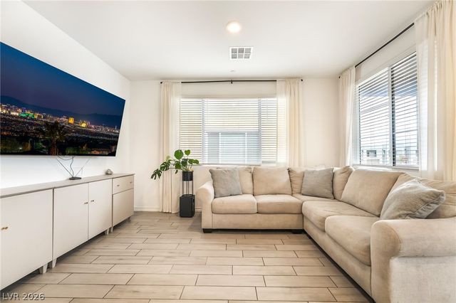 328 Owens Peak Drive, Henderson, NV 89015