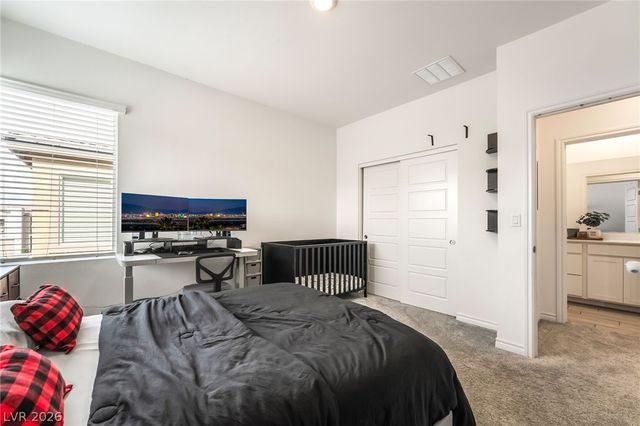 328 Owens Peak Drive, Henderson, NV 89015