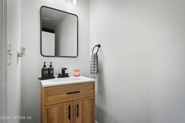 4003 CEDAR BLUFF Lane, Jacksonville, FL 32226