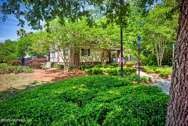 4003 CEDAR BLUFF Lane, Jacksonville, FL 32226