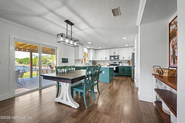 4003 CEDAR BLUFF Lane, Jacksonville, FL 32226