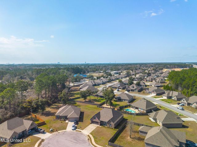 7559 Alex Court, Ocean Springs, MS 39564