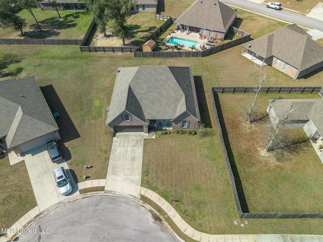 7559 Alex Court, Ocean Springs, MS 39564