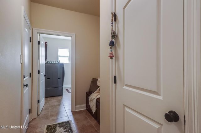 7559 Alex Court, Ocean Springs, MS 39564