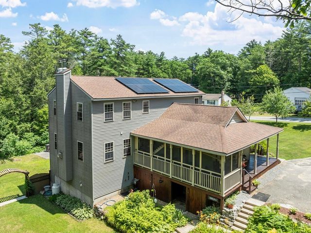 41 Penobscott Ave, Hubbardston, MA 01452