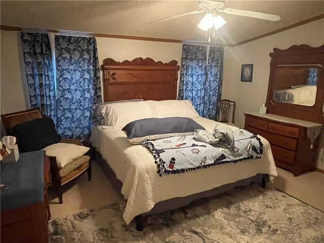 12210 Forest Drive, Shenango, PA 16424