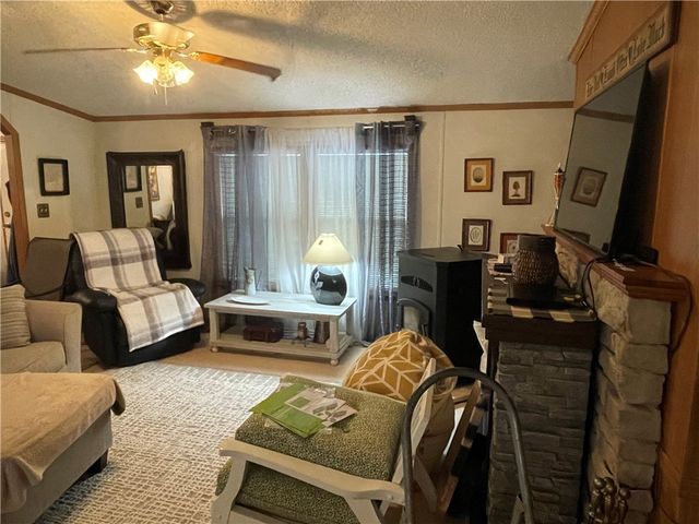 12210 Forest Drive, Shenango, PA 16424