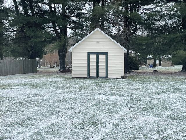 12210 Forest Drive, Shenango, PA 16424