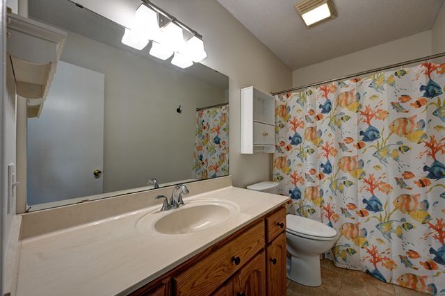306 Parkside Dr, Thibodaux, LA 70301