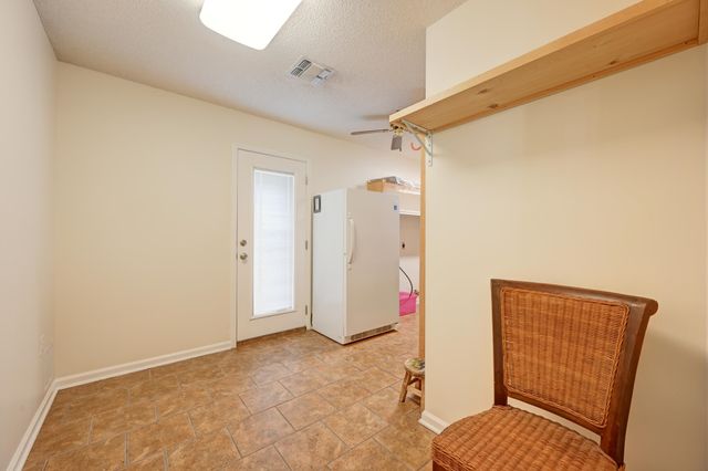 306 Parkside Dr, Thibodaux, LA 70301