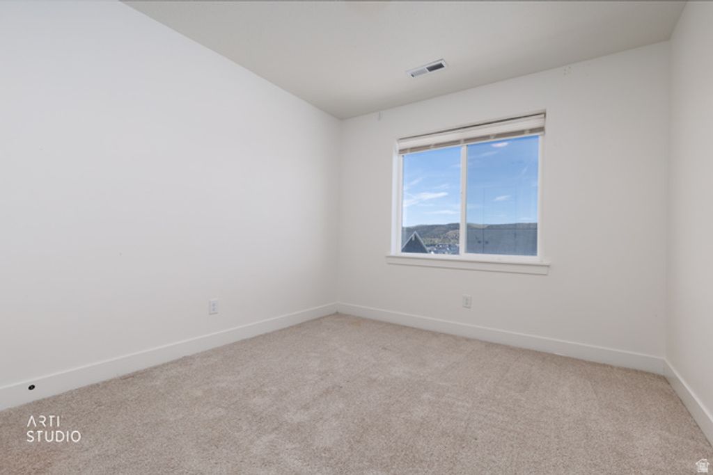 Image 24 of property listing at 1892 W WOODLAND RD, Saratoga Springs, UT 84045