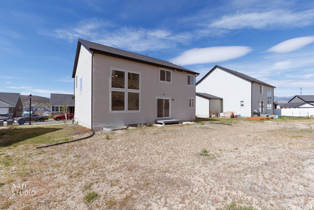 Image 30 of property listing at 1892 W WOODLAND RD, Saratoga Springs, UT 84045