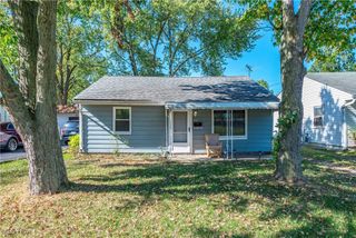 147 Lexington Avenue, Elyria, OH 44035