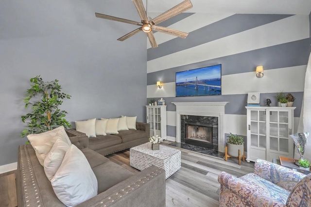 1413 Spanish Moss Court, Charleston, SC 29412