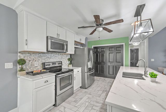 1413 Spanish Moss Court, Charleston, SC 29412