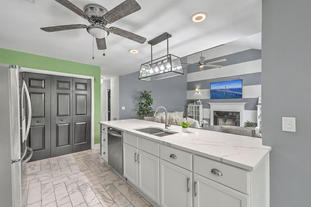 1413 Spanish Moss Court, Charleston, SC 29412